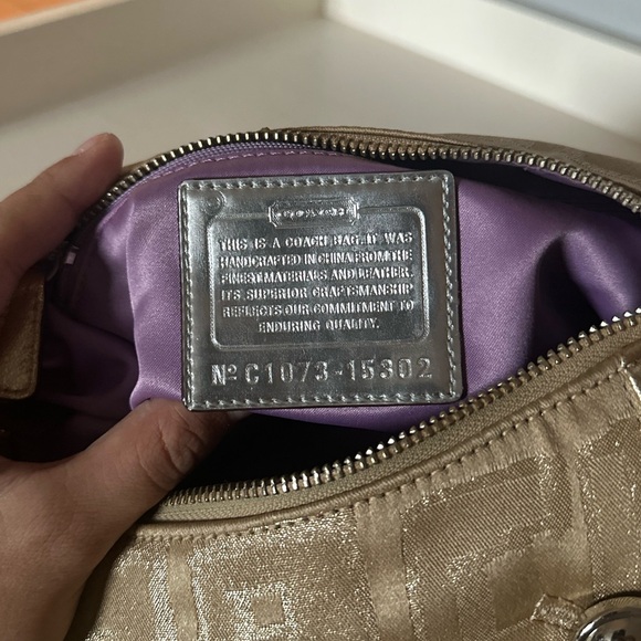 Coach Poppy Shoulder Bag EUC - Picture 4 of 10